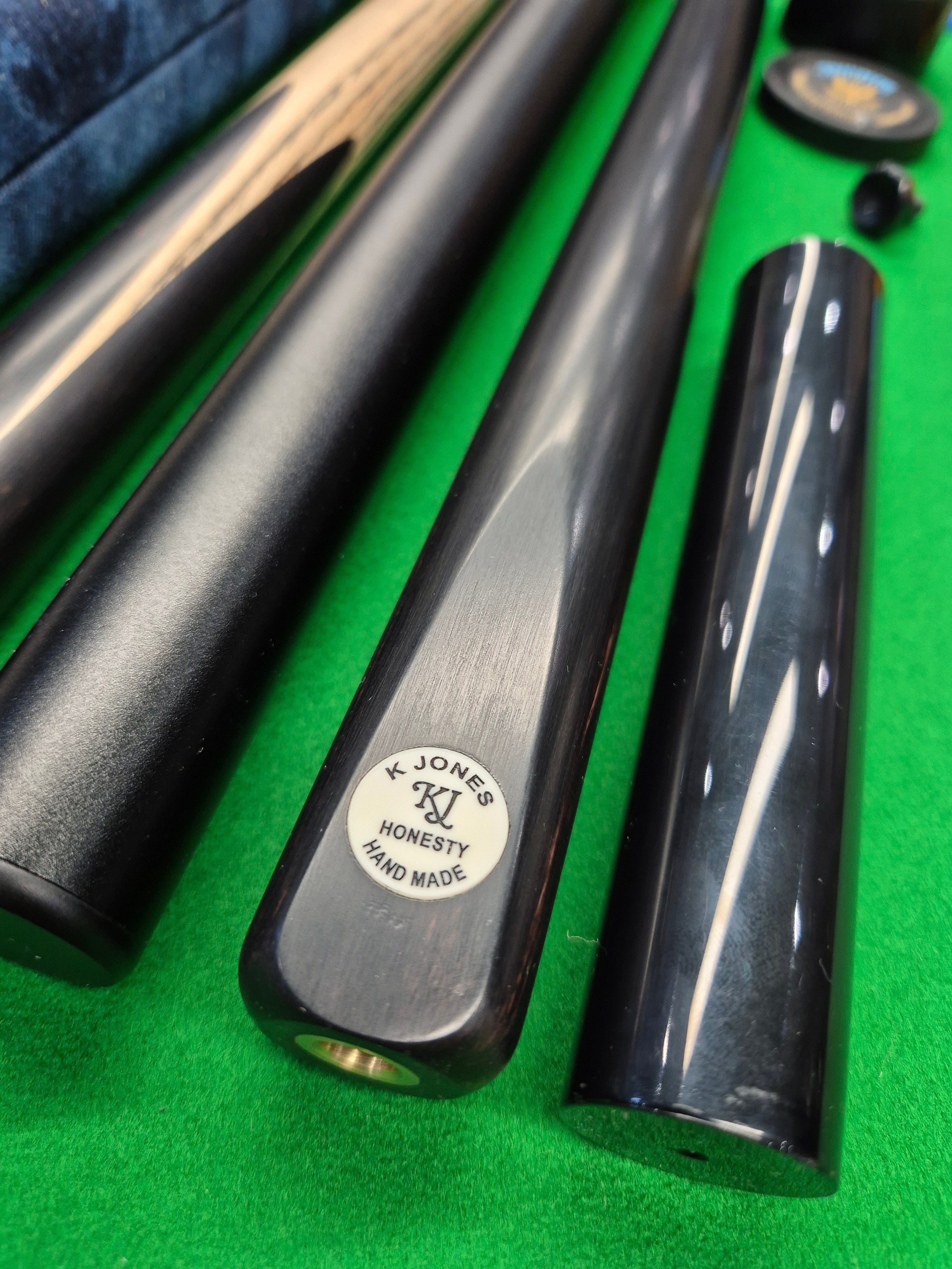 New KJ Honesty Cue & Case Set With Accessories