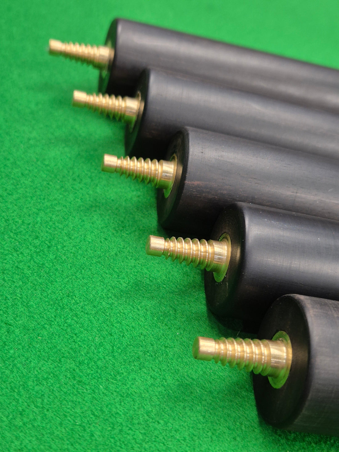 Thai Spiral Thread 6" Ebony Mini Butt [WHX-2]