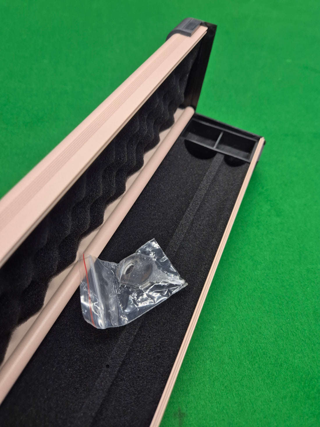 1 Piece 2 Slot Salmon Pink Aluminium [IPC-14]