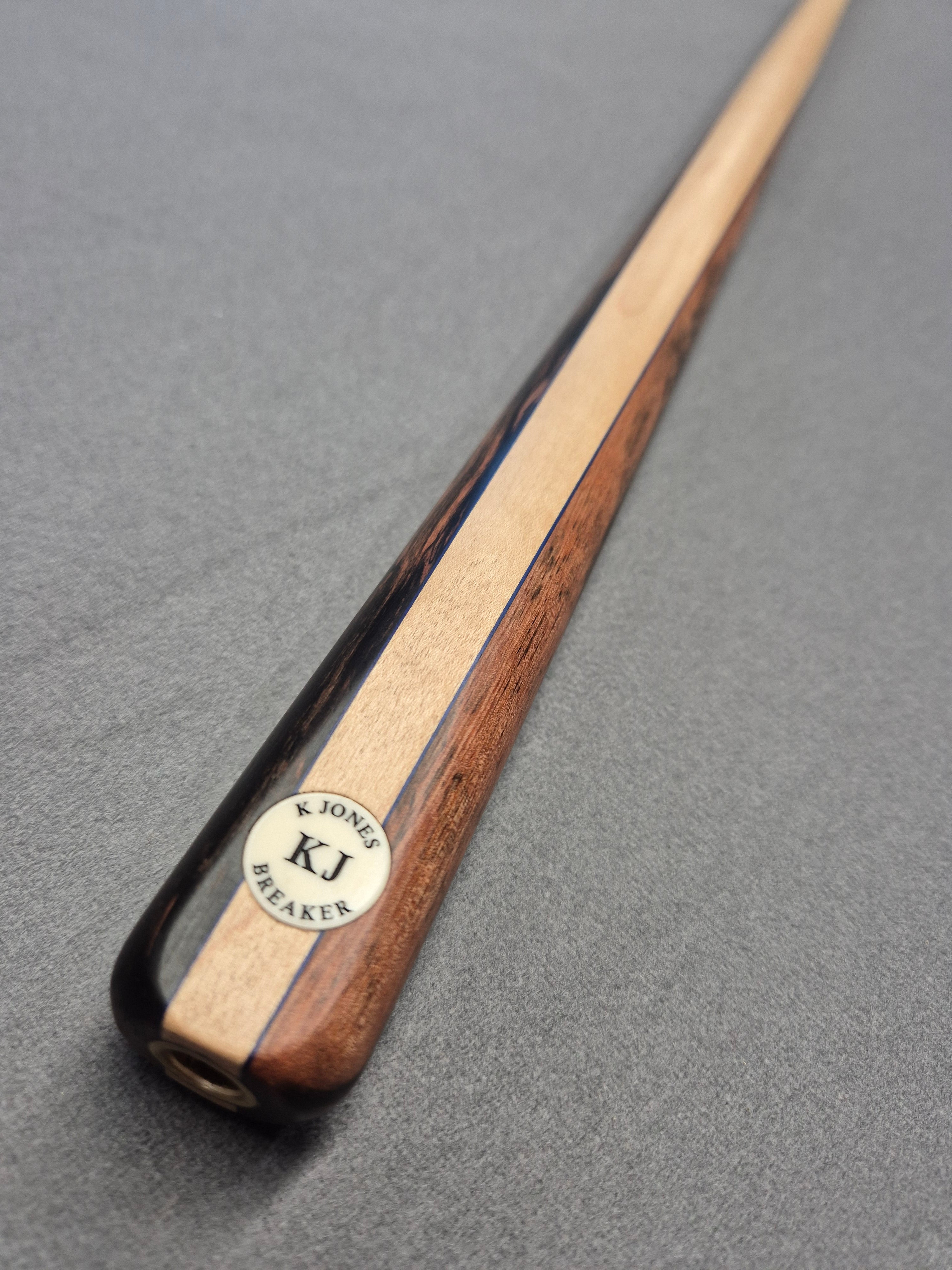 Breaker Break Cue [KJB-82]