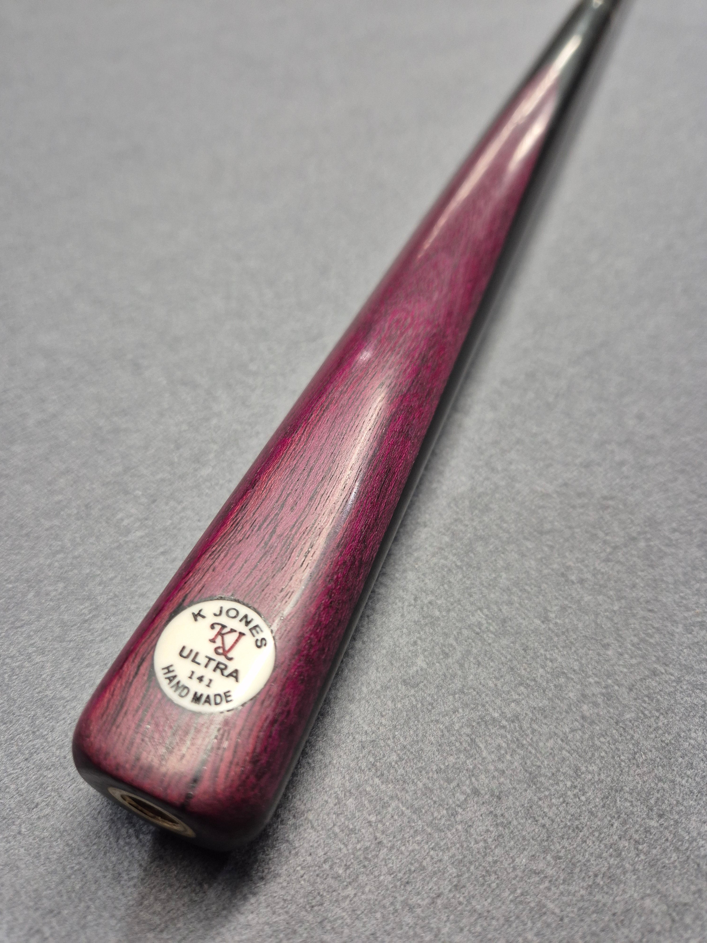 New KJ Ultra #141 Cue & Case Set With Accessories