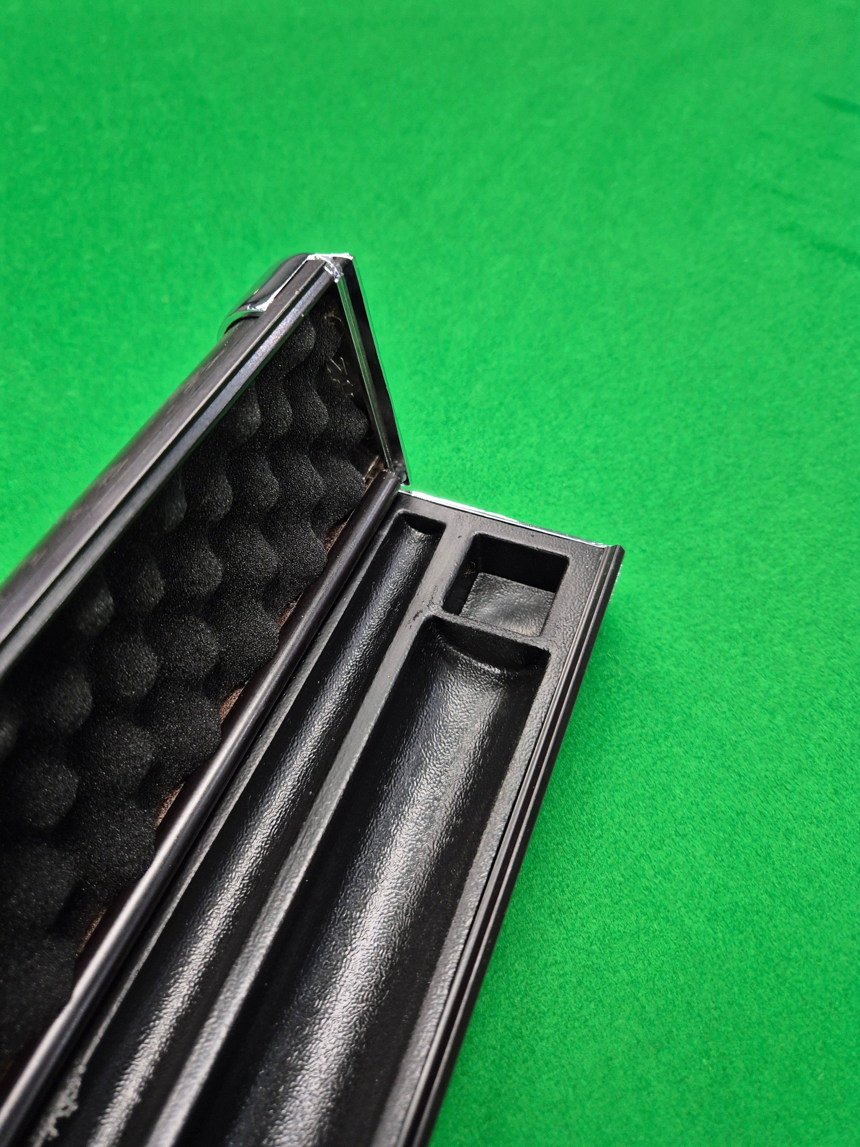 1 Piece 2 Slot Aluminium Slimline Black Woodgrain 1KJA03