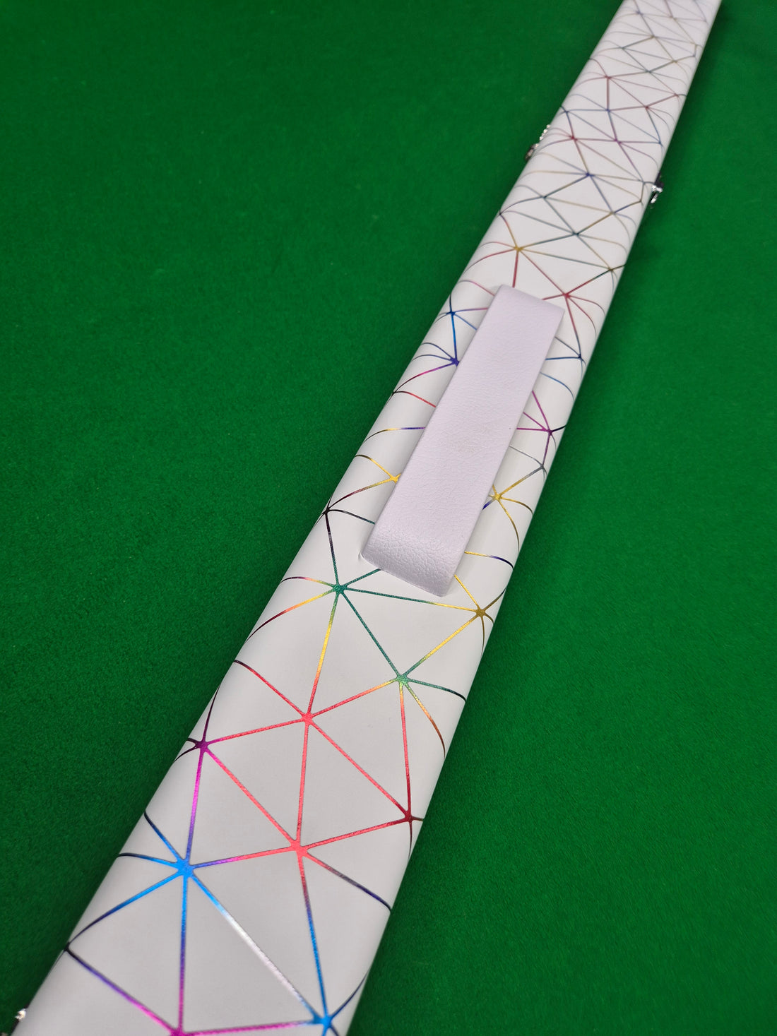 1 Piece 2 Slot Synthetic Leather White Geo  [1KJS23]